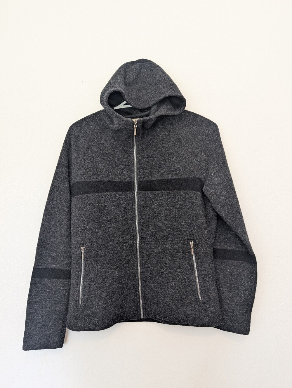 IBEX Merino Wool Hooded Full Zip Jacket Charcoal Grey Black Stripe PTP 19'' _ M